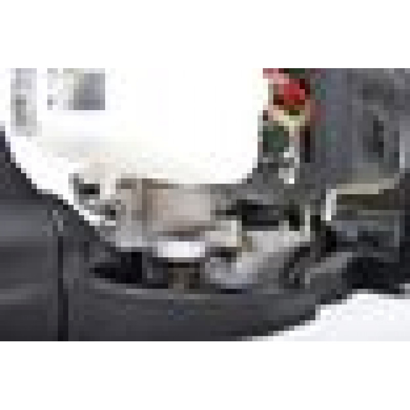 Кущоріз бензиновий HECHT 9275 PROFI