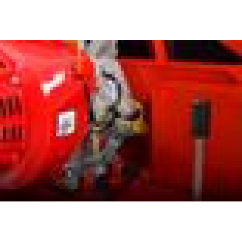 Пила циркулярна бензинова HECHT 890