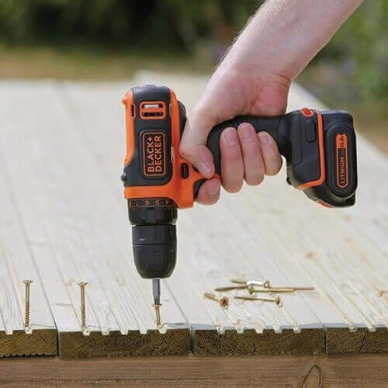 Дриль-шурупокрут акумуляторний BLACK+DECKER BDCDD12KB