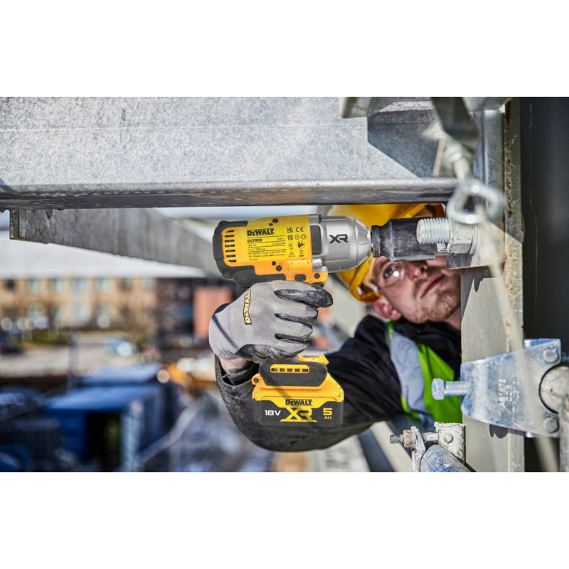 Гайковерт ударний акумуляторний безщітковий DeWALT DCF900N