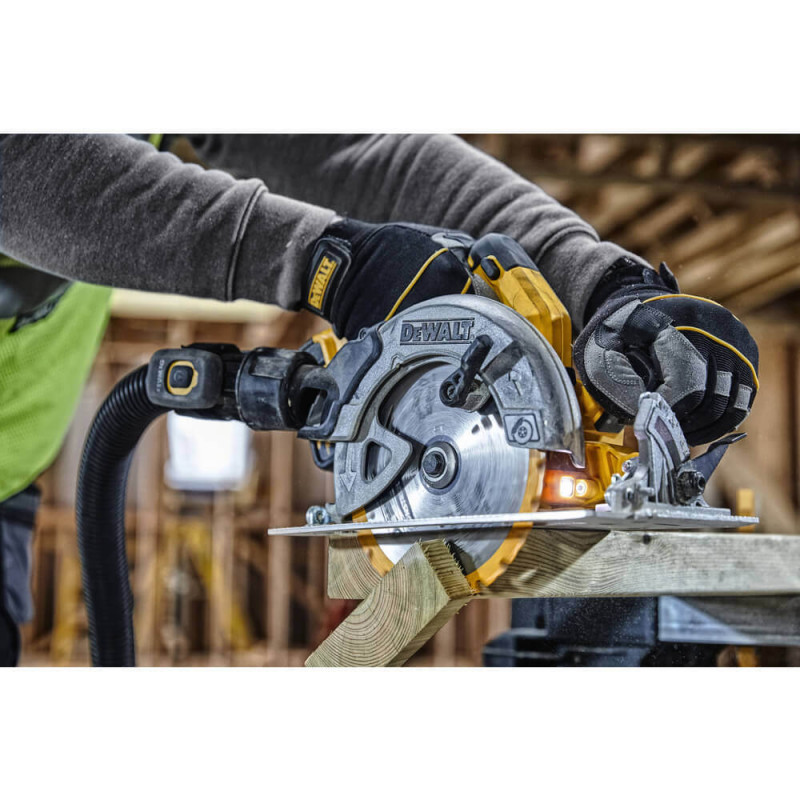 Пила дискова акумуляторна DeWALT DCS570N