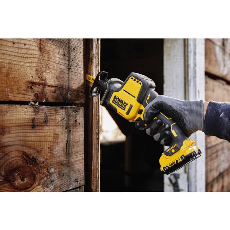 Пила шабельна акумуляторна безщіткова DeWALT DCS312N