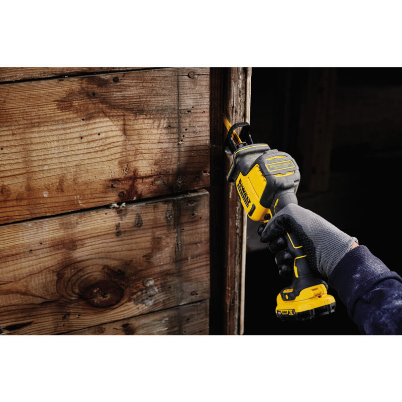 Пила шабельна акумуляторна безщіткова DeWALT DCS312N