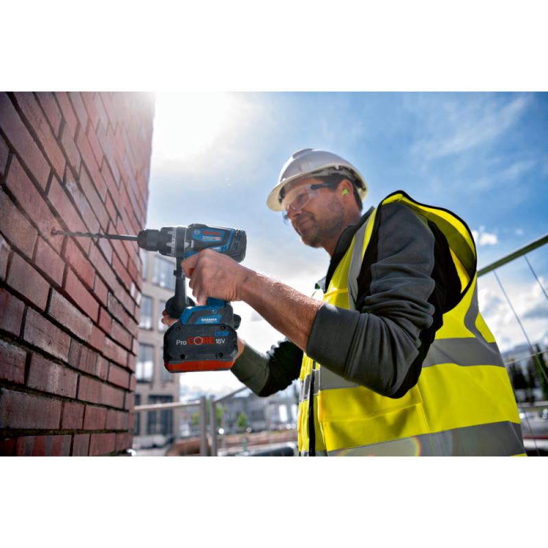 Акумуляторний ударний дриль-шуруповерт Bosch GSB 18V-150 C (06019J5101)