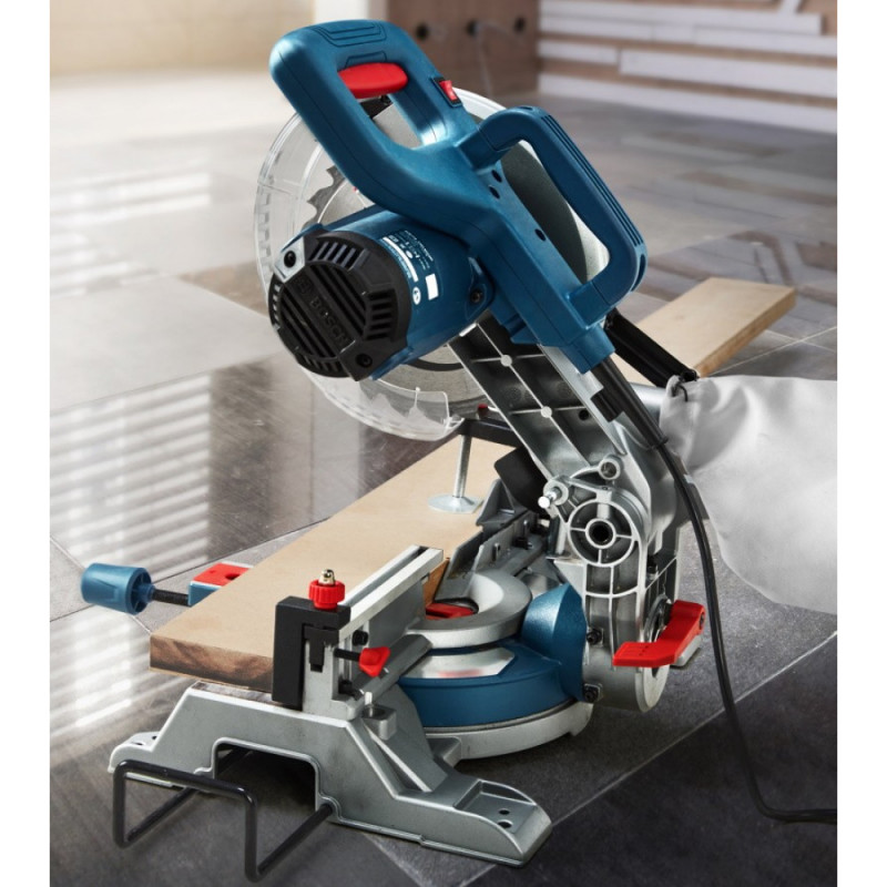 Торцювальна пила Bosch GCM 216 Professional (0601B33000)