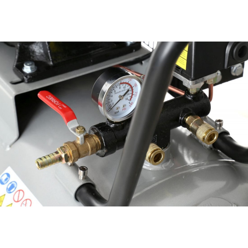 Компресор Tagred 300L TA311B