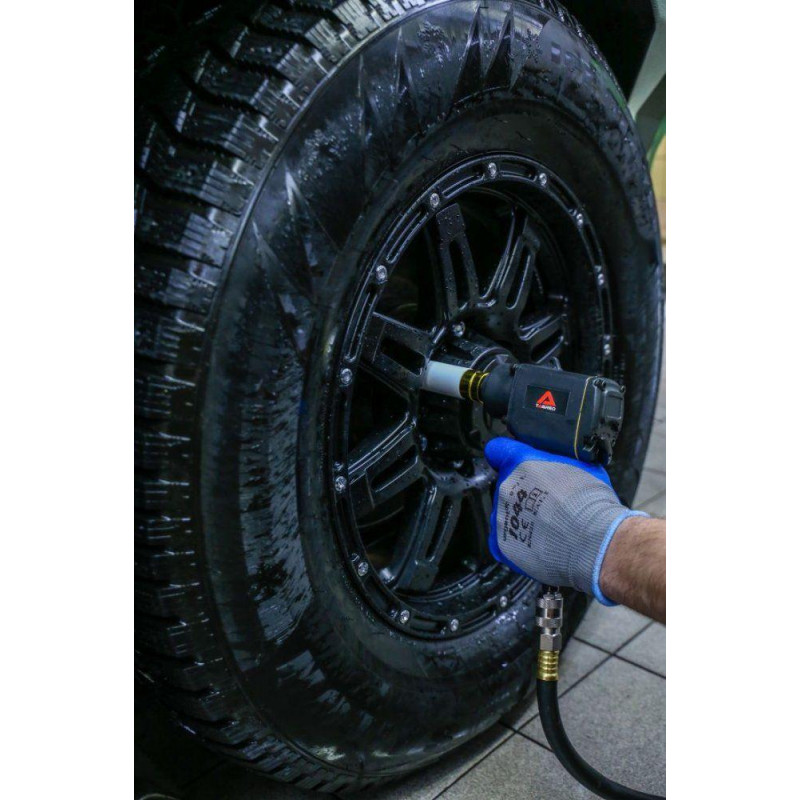 Пневматичний ударний гайковерт TAGRED TA801 1/2