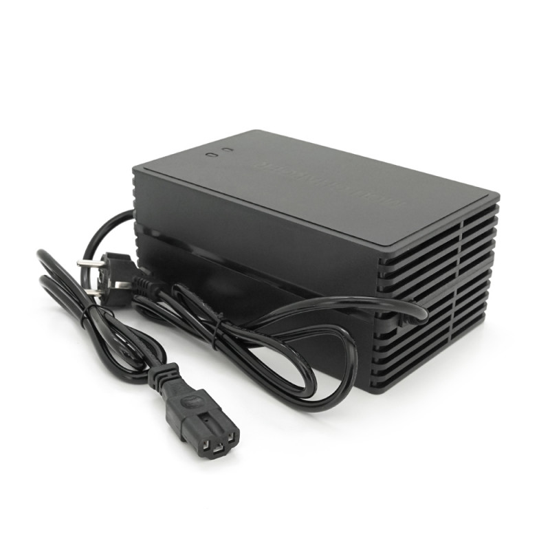 Зарядний пристрій для акумуляторів Li-ion 48V(58,8V),14S,8A,500W, індикація, 220х122х86mm, 1.5kg