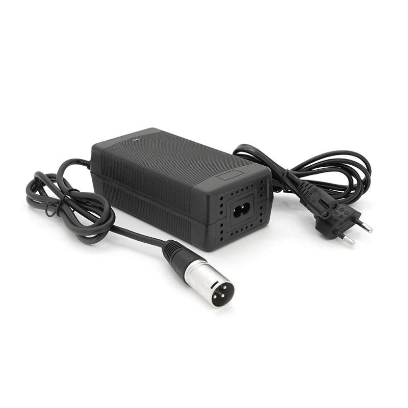 Зарядний пристрій акумуляторів LiFePO4 12V (14.6V), 4S,8A, штекер XLR, з індикацією, 133х67х45mm, 0.3kg