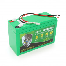 Аккумуляторна батарея літіева 12 V 8A с елементами Li-ion 18650  (150X65X94)  вага 731 грамм