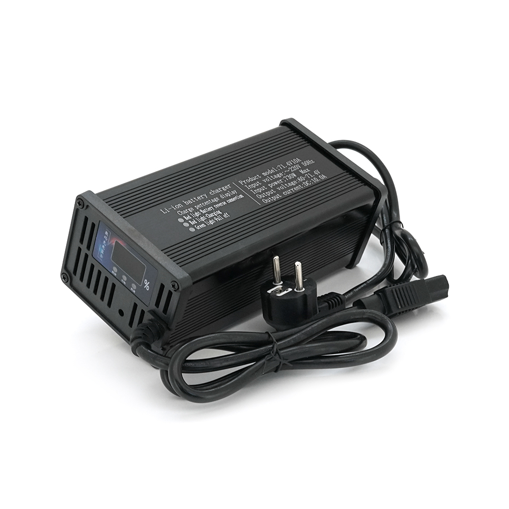 Зарядний пристрій для акумуляторів LiFePO4 60V, 10A, 185x88x60mm