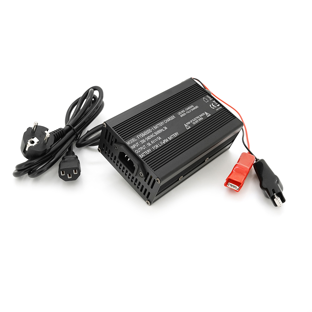 Зарядний пристрій для акумуляторів LiFePo4 48V(58,4V),16S,5A, крокодили,135x90x50mm